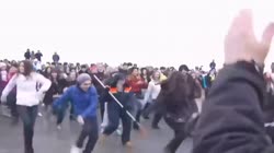15862802391860.webm
