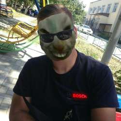 максим.jpg