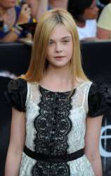 Elle Fanning - Eclipse Premiere.jpg