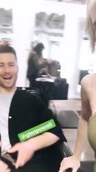 2798020616643538736405463464280637330507095n.mp4