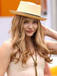 ACTRESS WALLPAPERS Chloe Grace Moretz Cute Wallpapers.jpg