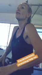 261914277692998832560282014128645785780224n.mp4