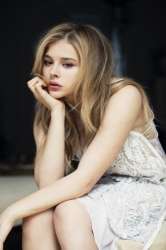 chloemoretzmarieclairephotoshoot09.jpg