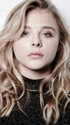 Chloe-Grace-Moretz-16iphone640x1136.jpg