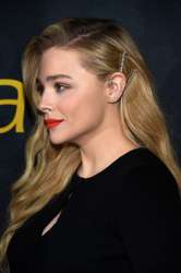 Chloe+Grace+Moretz+Premiere+Focus+Features+R3YQuGKf1W4l.jpg
