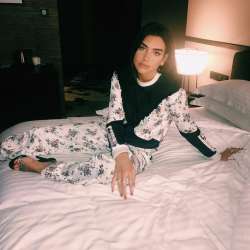 Dua-Lipa-Feet-2957935.jpg