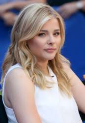chloe-moretz-at-good-morning-america11.jpg