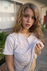 Caylee-Cowan-Pokies-in-Wet-Tshirt-2.jpg