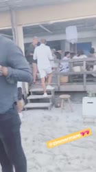 355696999747021627052283483476755527716840n.mp4