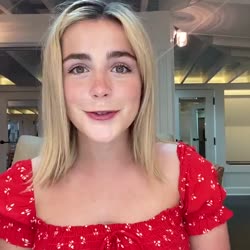 трясущееся декольте.mp4