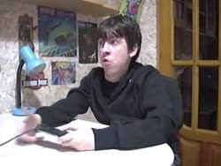 шо за хуйня.webm