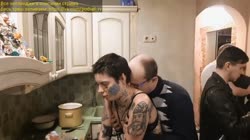 Сисадмин подкатывает к Полине Фейс  СТРИМ-ХАТА РВ.mp4