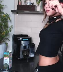 16104819333160.webm