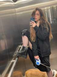 AXltTVLALy0.jpg