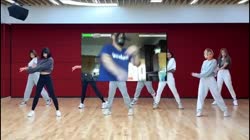 77093d7a31f240ad4ee14806d085f270.mp4
