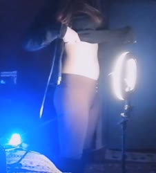 16228956601260.webm