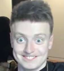 bTV0EZsRQ.jpg