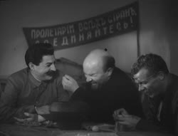 ленен и срален смеются.mp4
