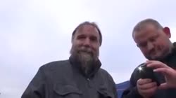 Базовые фанаты Дугина.mp4