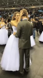 1640303484388.webm