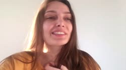 Солнце вышло из-за тучи, все бомжи собрались в кучу!.mp4
