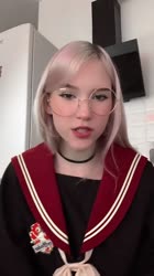 ssstiktok1651794517980.mp4