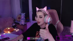 AT-cmkRzW-wG5uRear8zbqBiKg-720.mp4