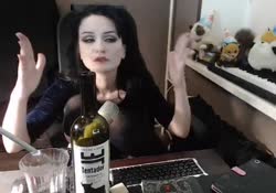 15282144801030.webm