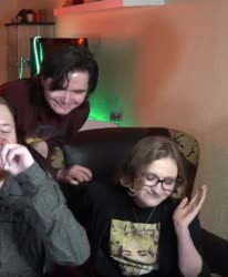 16561504869180.webm