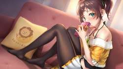 natsuiromatsuri pantyhose skirtlift.jpg