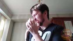 Куколду прилетело.mp4