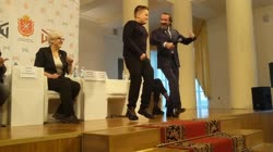 Владимир Машков даёт мастер класс по танцам.mp4