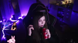 AT-cmAzFdAkwFdLKvYC-5O9tiMQ.mp4