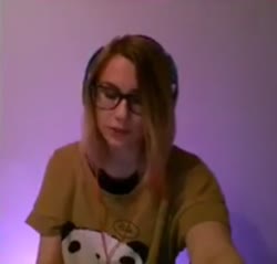 15046420530440.webm