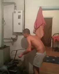 а у нас в квартире газ.mp4