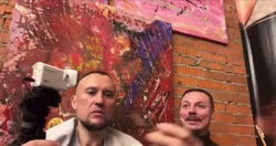 шишка пишет.mp4