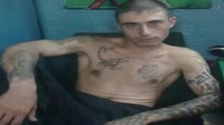 Как правильно ПОСРАТЬ в хате на зоне.webm