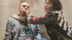 рыба блюёт звук.mp4
