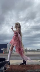 7309917509904272671.webm