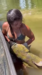 1727232607817178.webm