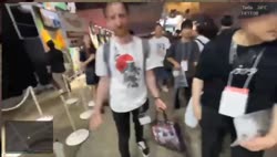 тредовский инцел встерил женька.webm