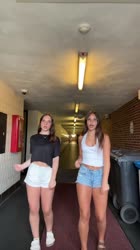 khloerocksss2025-05-19-19-08-121747670892659.mp4