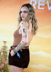cara-delevingne-at-8th-annual-revolve-festival-in-palm-springs-04-12-2025-1.jpg
