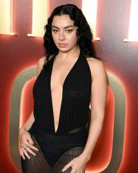 charli-xcx-at-vaniti(1).jpg