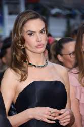 alessandra-ambrosio-at-eddington-premiere-at-78th-cannes-film-festival-05-16-2025-3.jpg