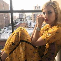12-09-2020-5776-emma-roberts-hollywood-actress-18.jpg