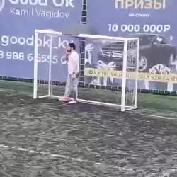 25269538024487679766.MP4