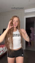 ssstik.io@tenderlybaemusic1748113798876.mp4