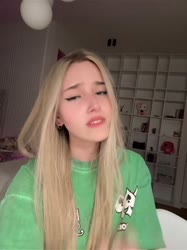 ssstik.io@whylollycry1748114172499.mp4