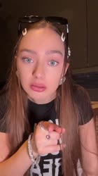 ssstik.io@frendtok1748114421081.mp4